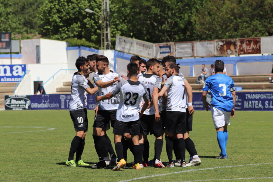 La Balompédica “madura” en Almansa para vencer 0-3