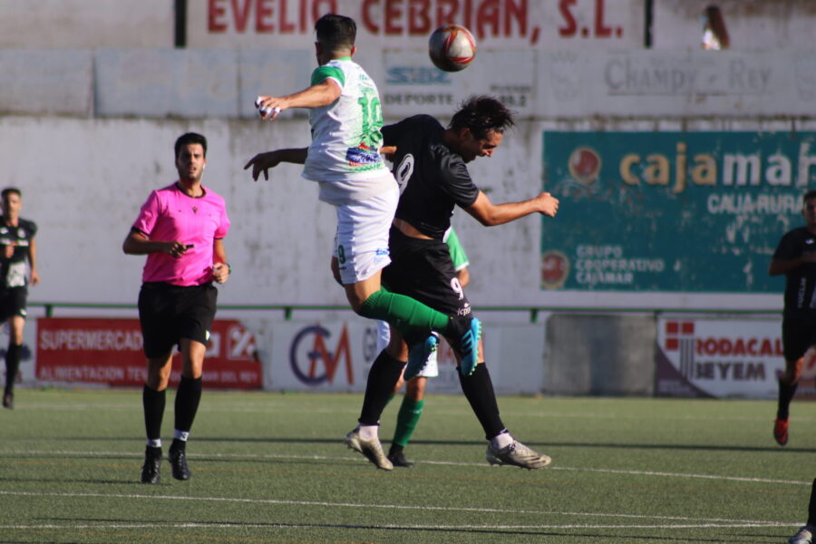 La Balompédica comienza con derrota en Quintanar del Rey