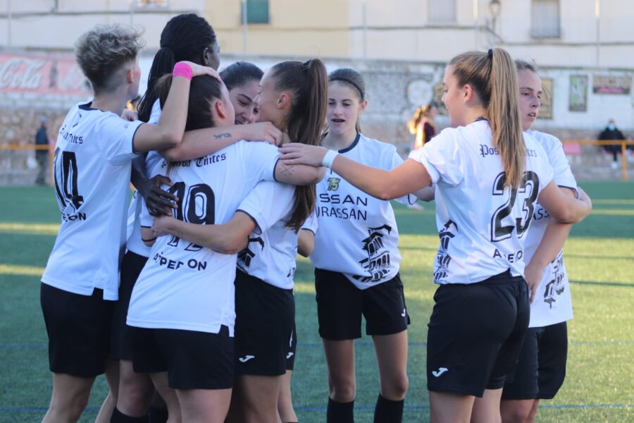 El Conquense femenino asalta el liderato en solitario (4-0)